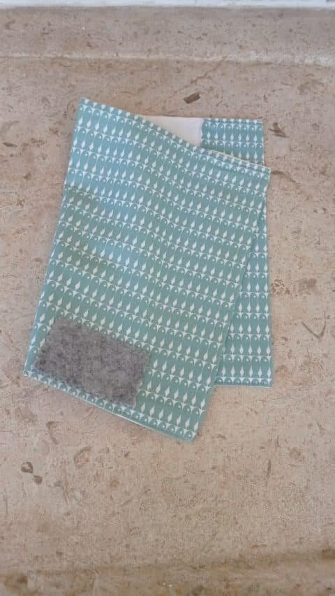Protège carnet de santé bleu